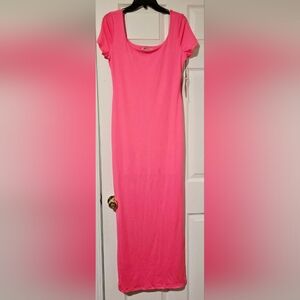 Elegant Pink Dress With Slit